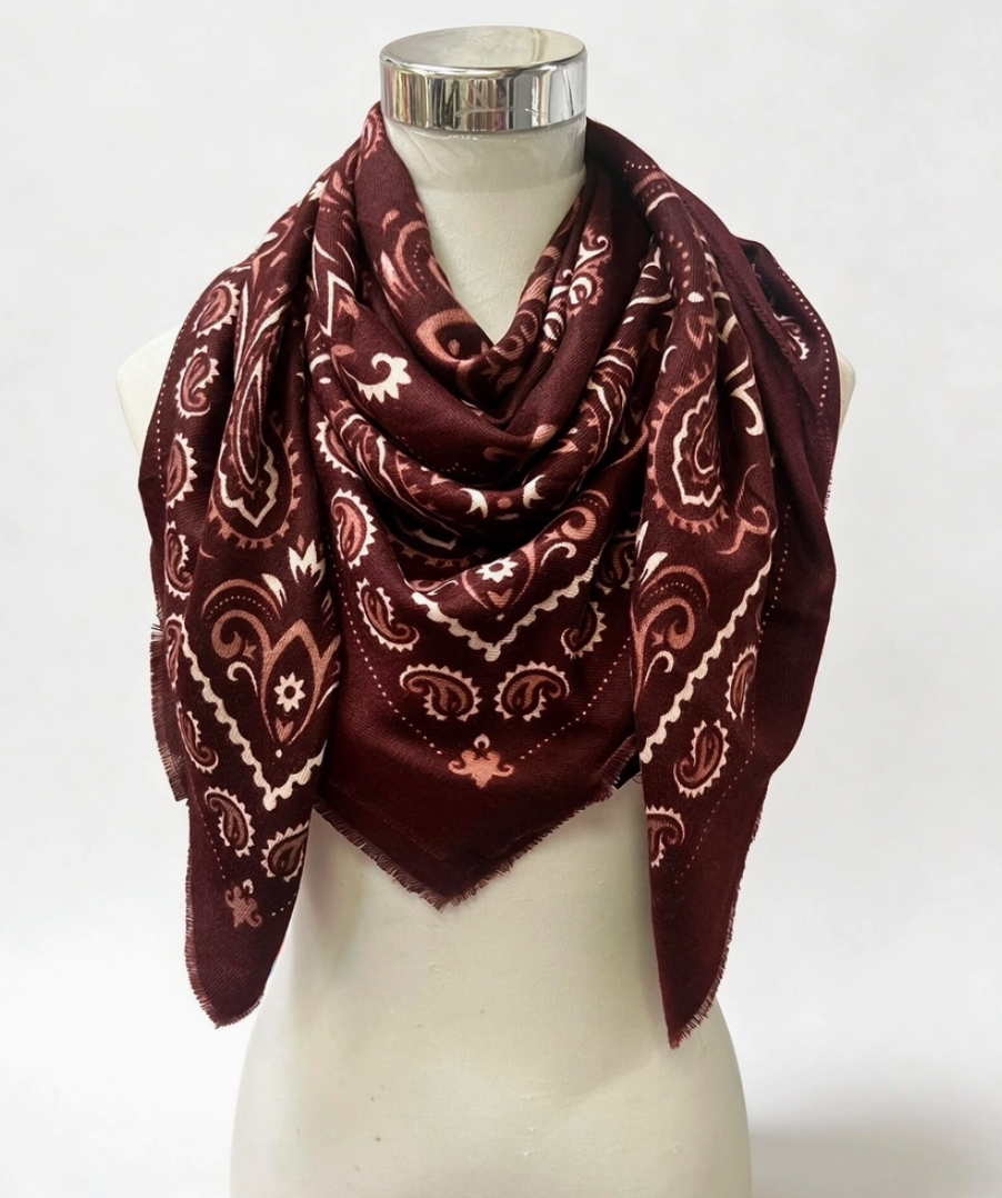 Bandana-kuosinen villahuivi burgundy