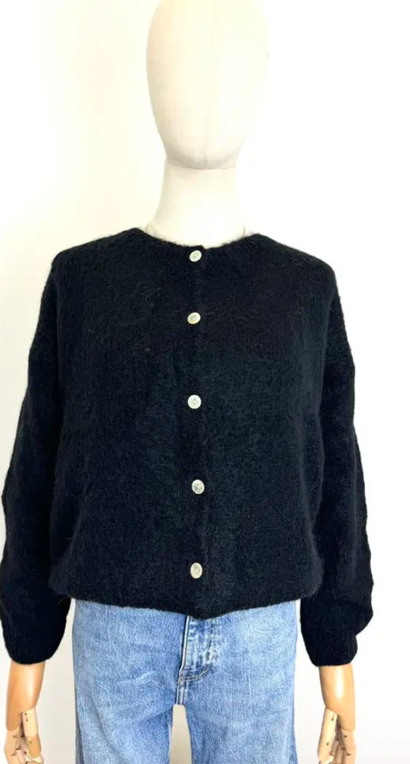 Alpakkaneuletakki musta